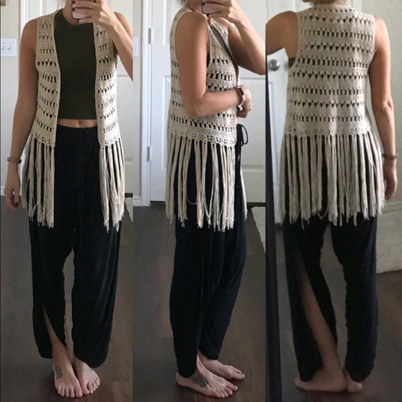 Umgee Jackets & Blazers - Umgee ivory crochet long fringe boho festival vest